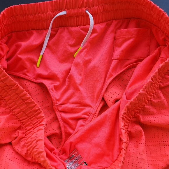 🔥3/$30 UnderArmour Heatgear Semi-fitted Running Shorts - Picture 7 of 8